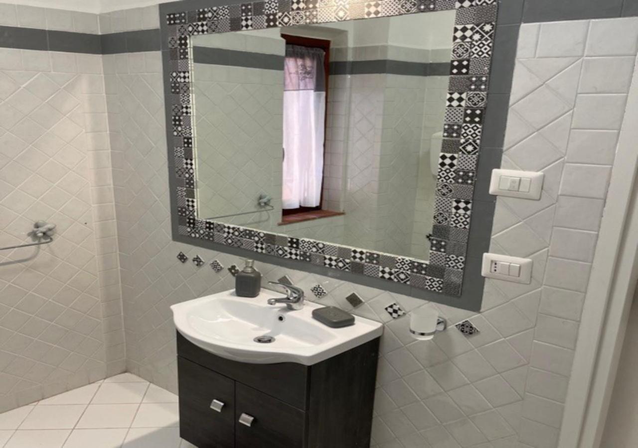 Celeste Central Apartment In Porto Rotondo With Private Parking ภายนอก รูปภาพ